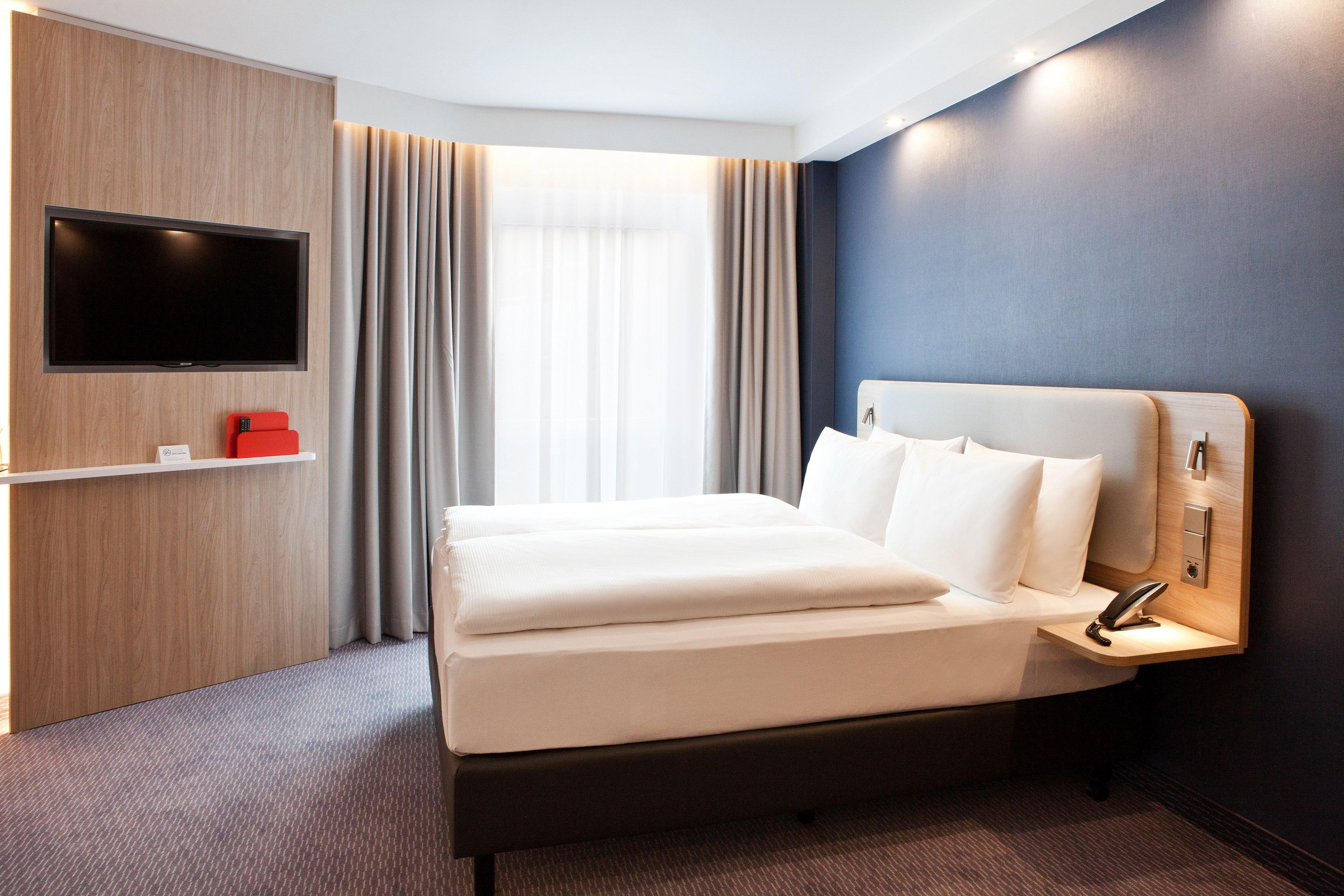 Holiday Inn Express Munich - Olympiapark By Ihg Exterior photo
