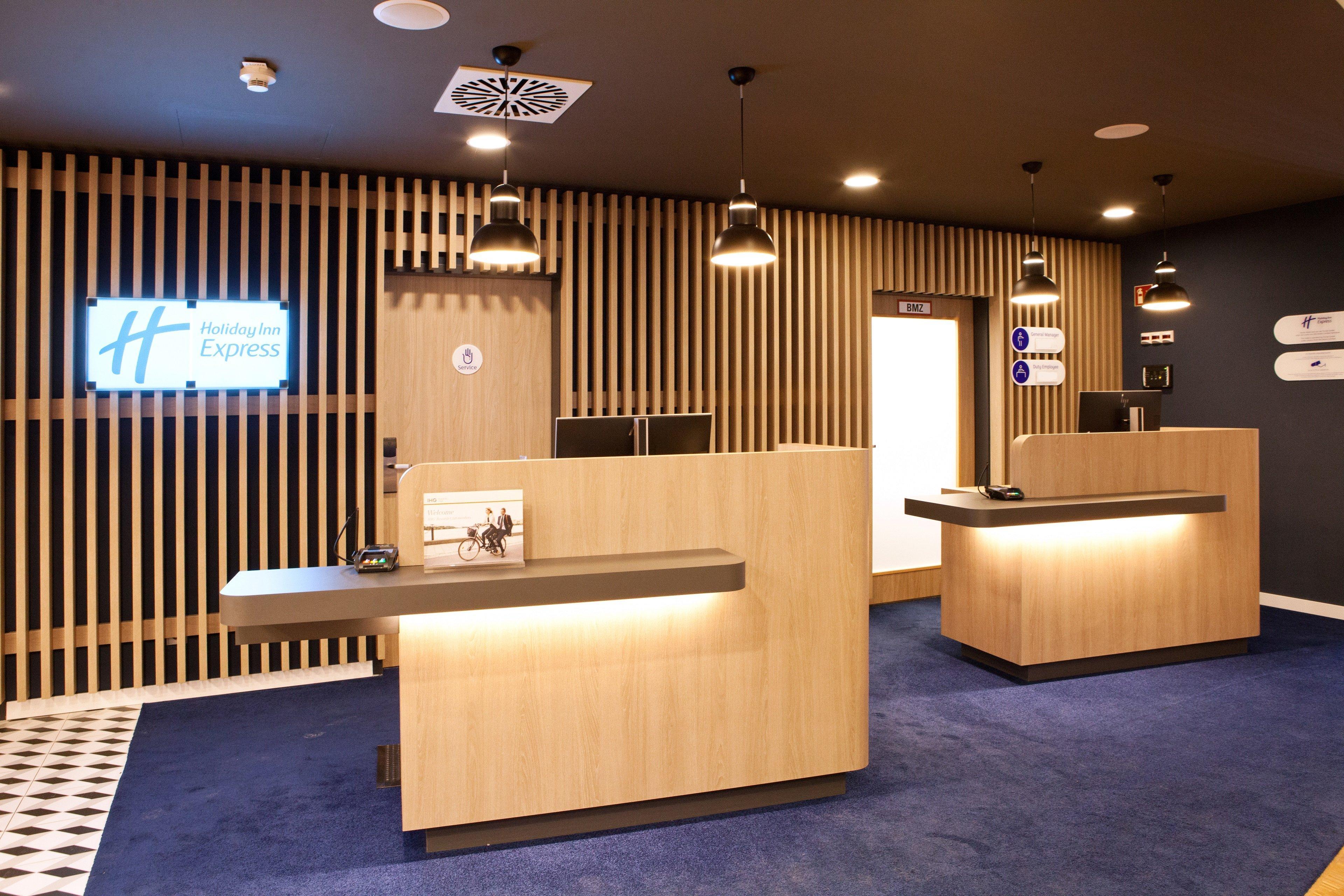 Holiday Inn Express Munich - Olympiapark By Ihg Exterior photo