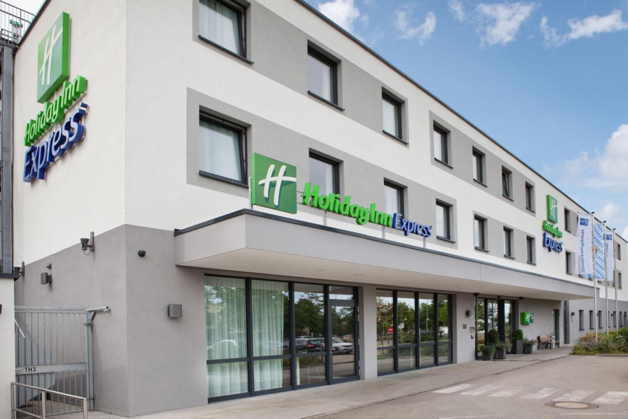 Holiday Inn Express Munich - Olympiapark By Ihg Exterior photo